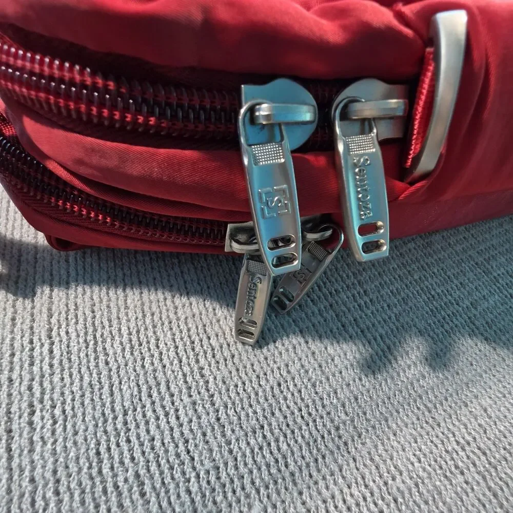 Sentoza Red Nylon Backpack for 15 in Laptop, Padded, Partitions, Solid Pattern